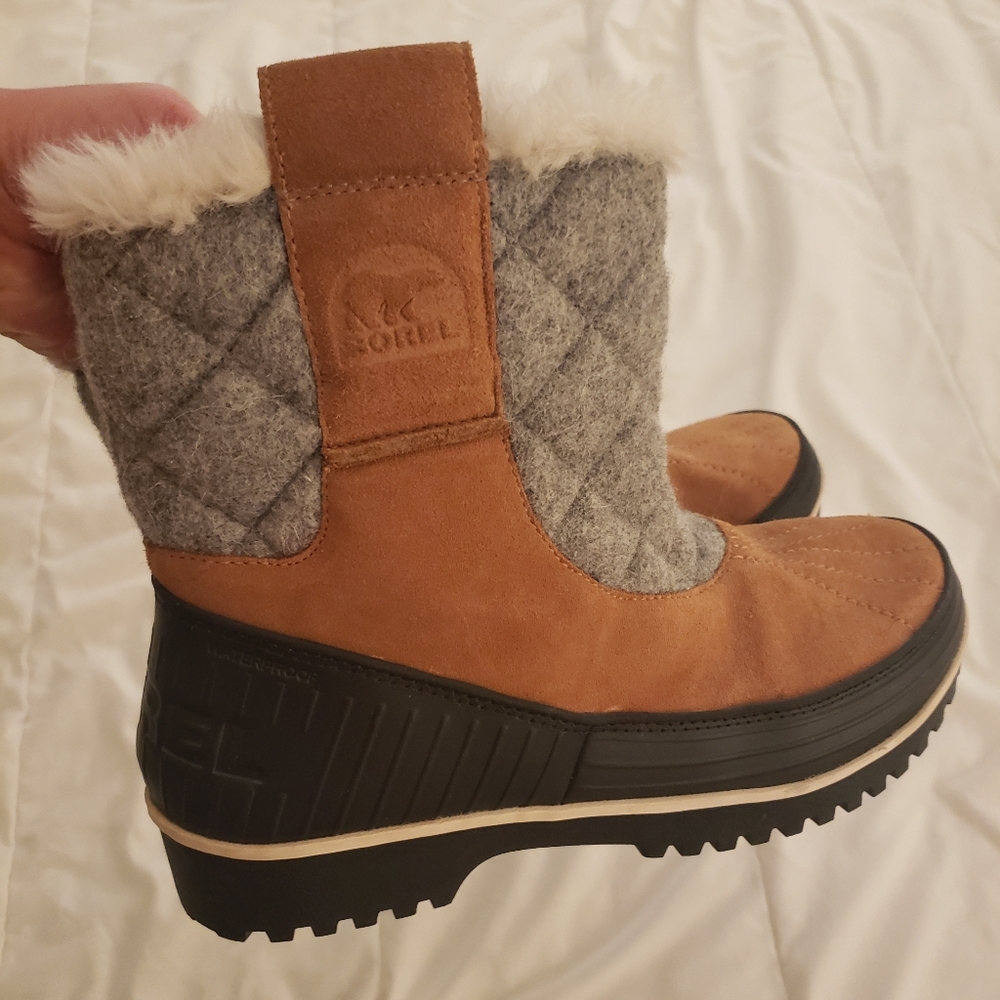 Sorel Women's US Size 11 Short Snow Boots